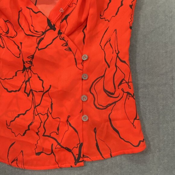 ASTR The Label Red Floral Sleeveless Button Front Camisole Top Womens Medium - Picture 2 of 9